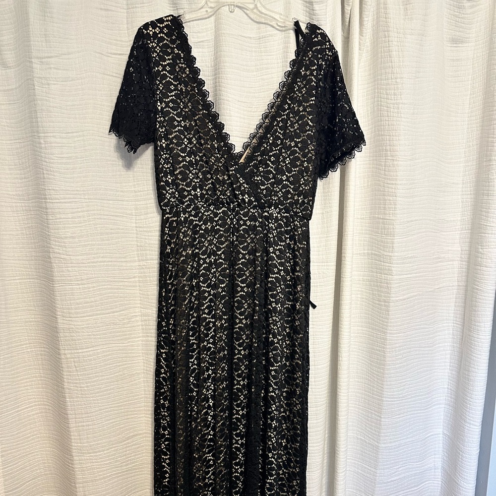 Elegant Black Lace Wrap Dress